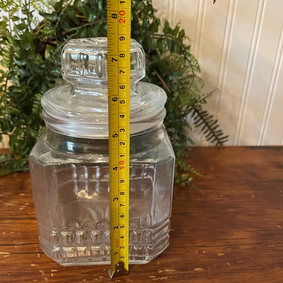 Vintage Cut Glass Storage Jar Canister - Picture 5 of 5